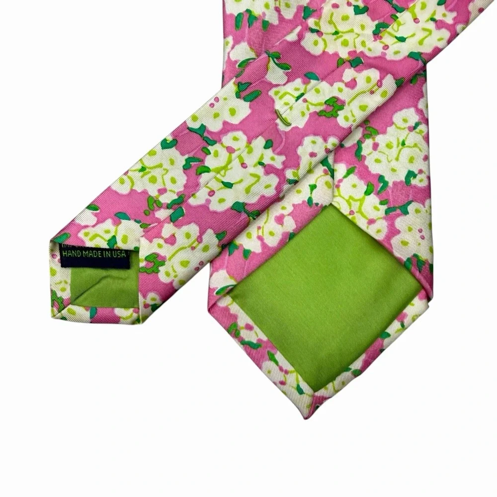 Lilly Pulitzer Men's Stuff Tie Pink/Green Floral Satin Silk USA 3.75
